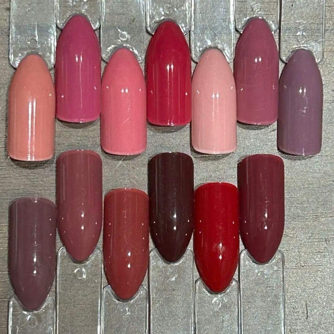 ZOYA／ネイルラッカー(バラ売り可)