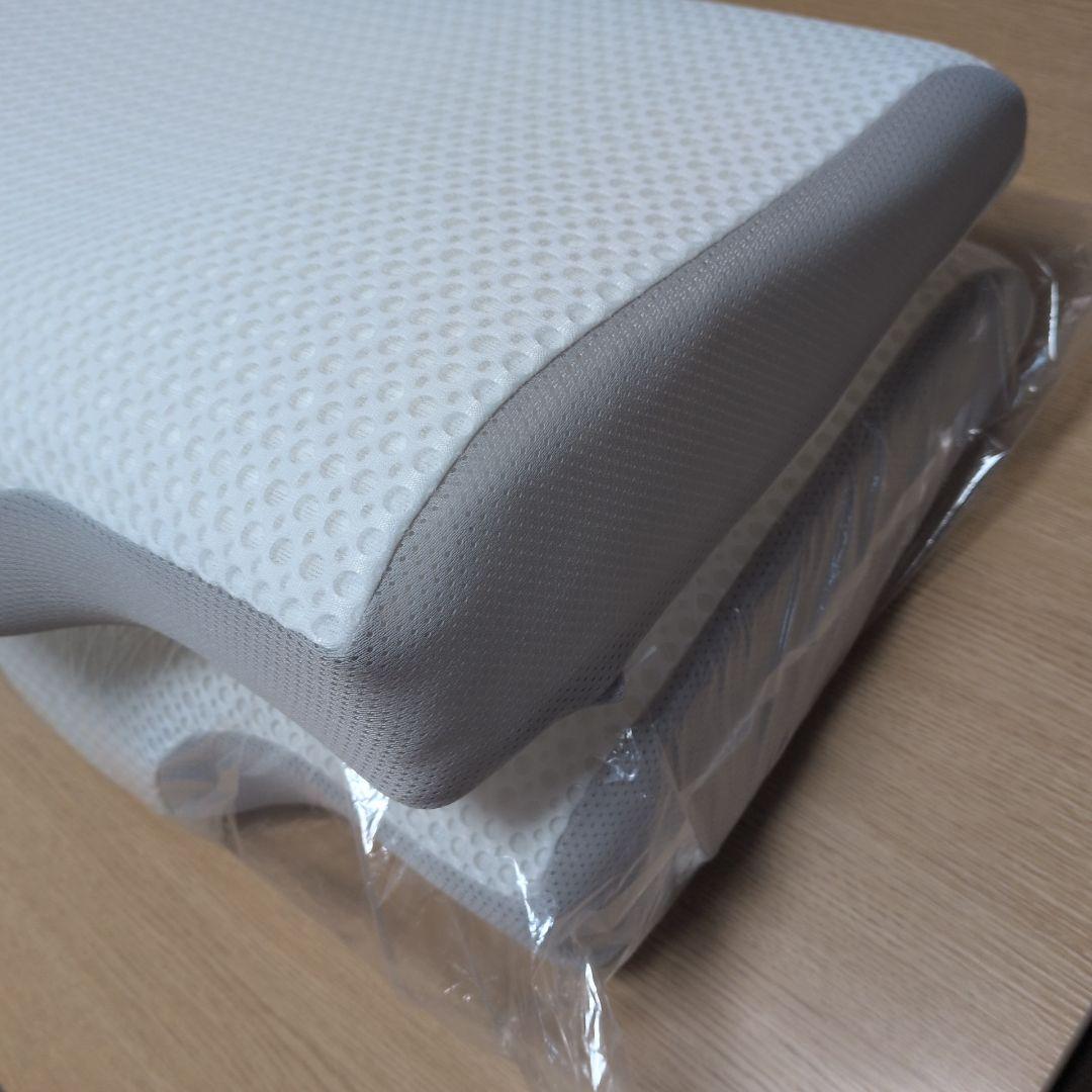 ニトリ　横向き寝が楽な枕　38×57cm ホワイト