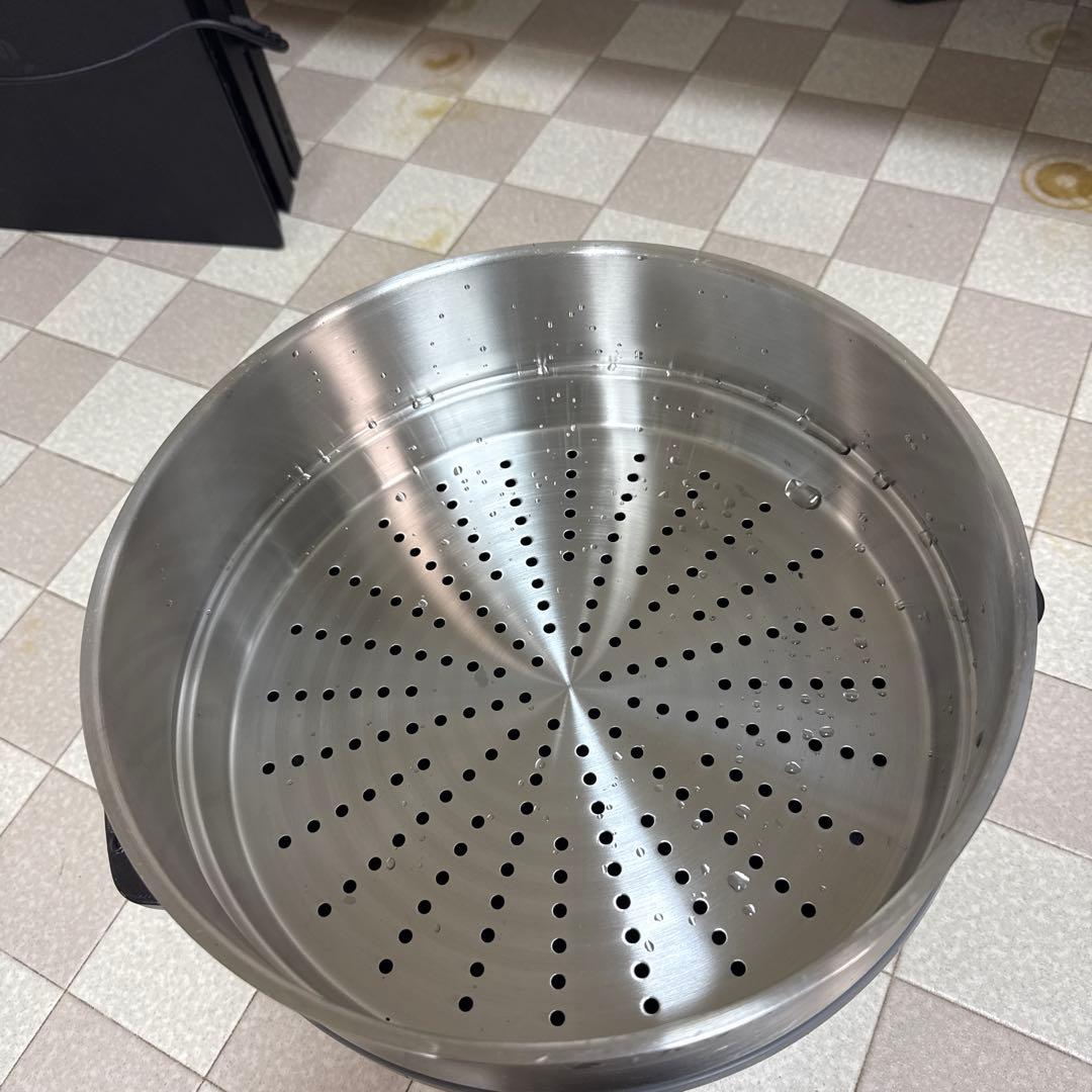 STAUB 両手鍋 24cm スチームトレイ付き