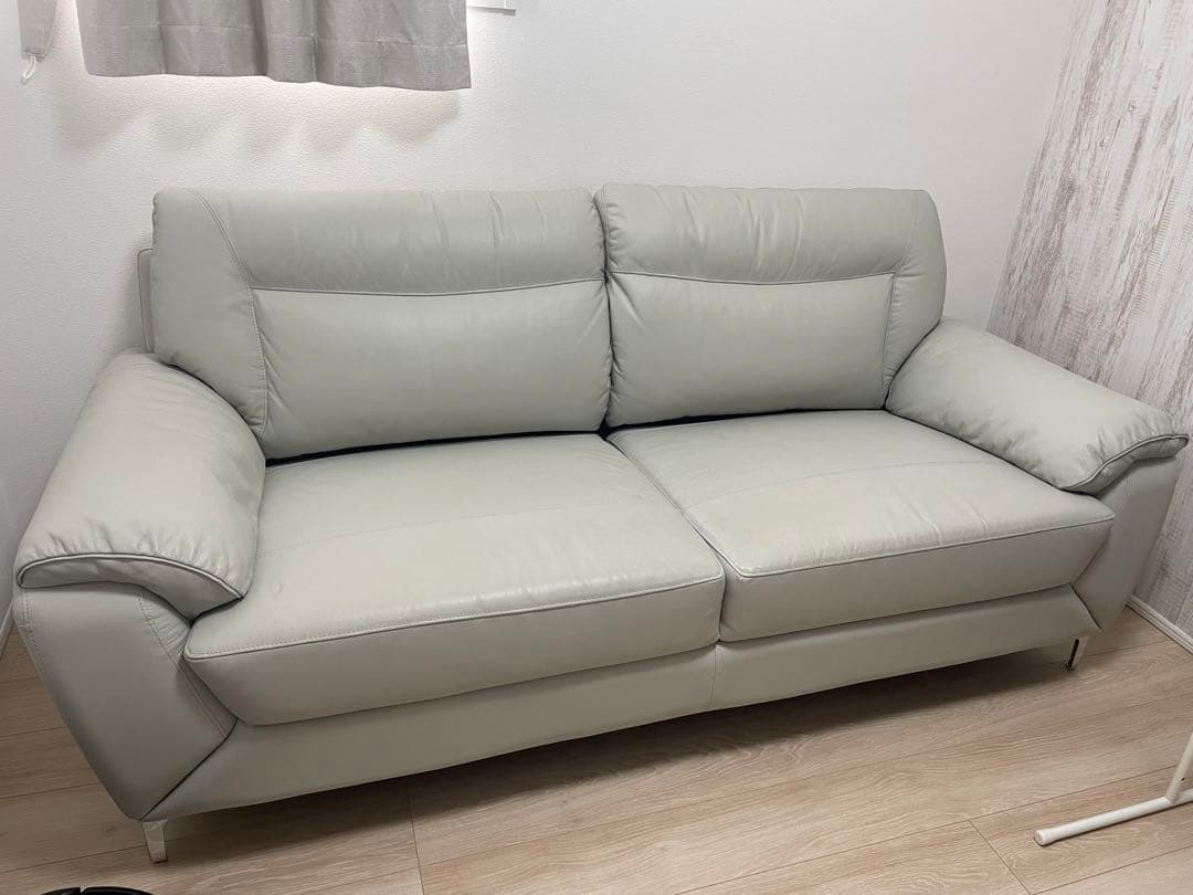 【美品】ライトグレー　2人掛けソファ