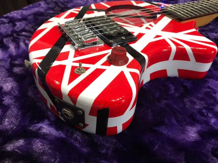 FERNANDES ZO-3 アンプ内蔵 ヴァンヘイレン 青目 フランケン - メルカリ