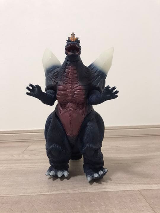 バンダイ スペースゴジラ 電動 点灯 1994年発売 希少品 - メルカリ