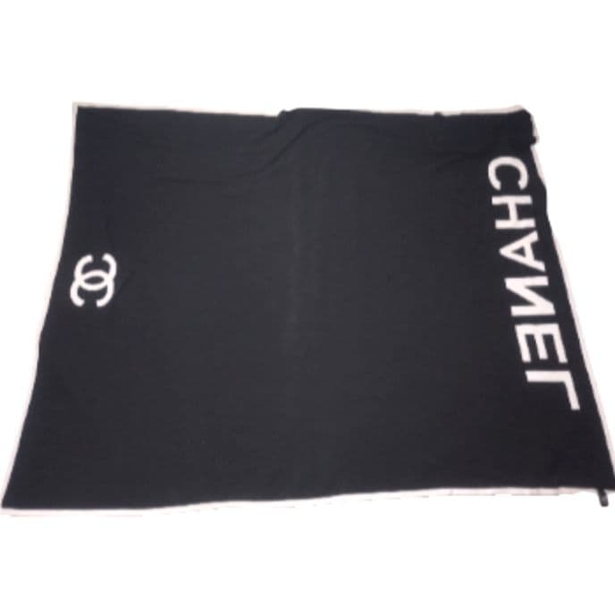 ✨未使用級✨CHANEL　PLAID＆POUCH　ブランケット　カシミ混　限定