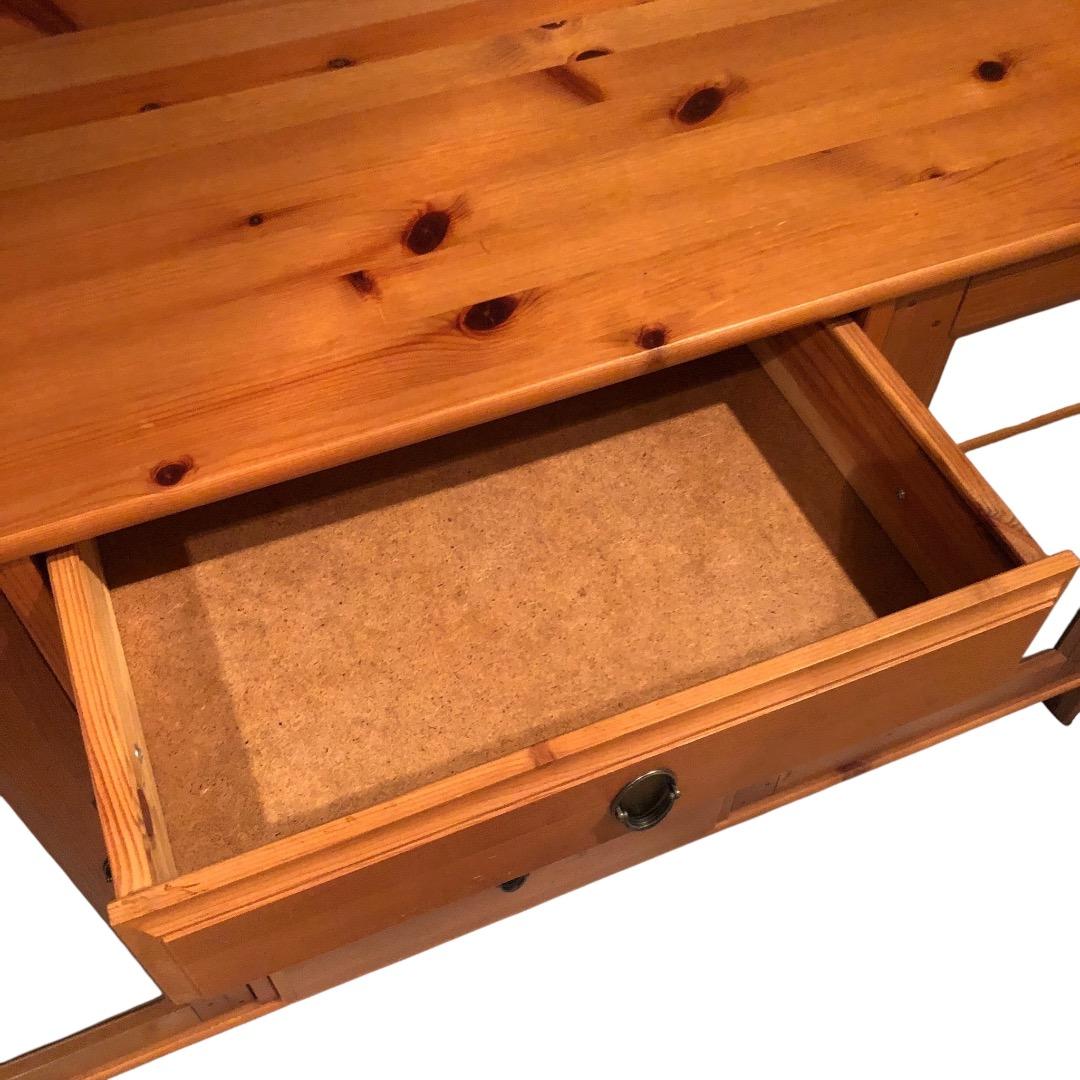 IKEA(イケア) LEKSVIK 食器棚 アンティークステイン SES142東