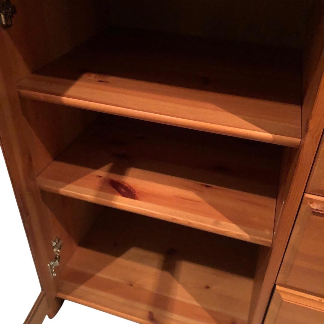 IKEA(イケア) LEKSVIK 食器棚 アンティークステイン SES142東