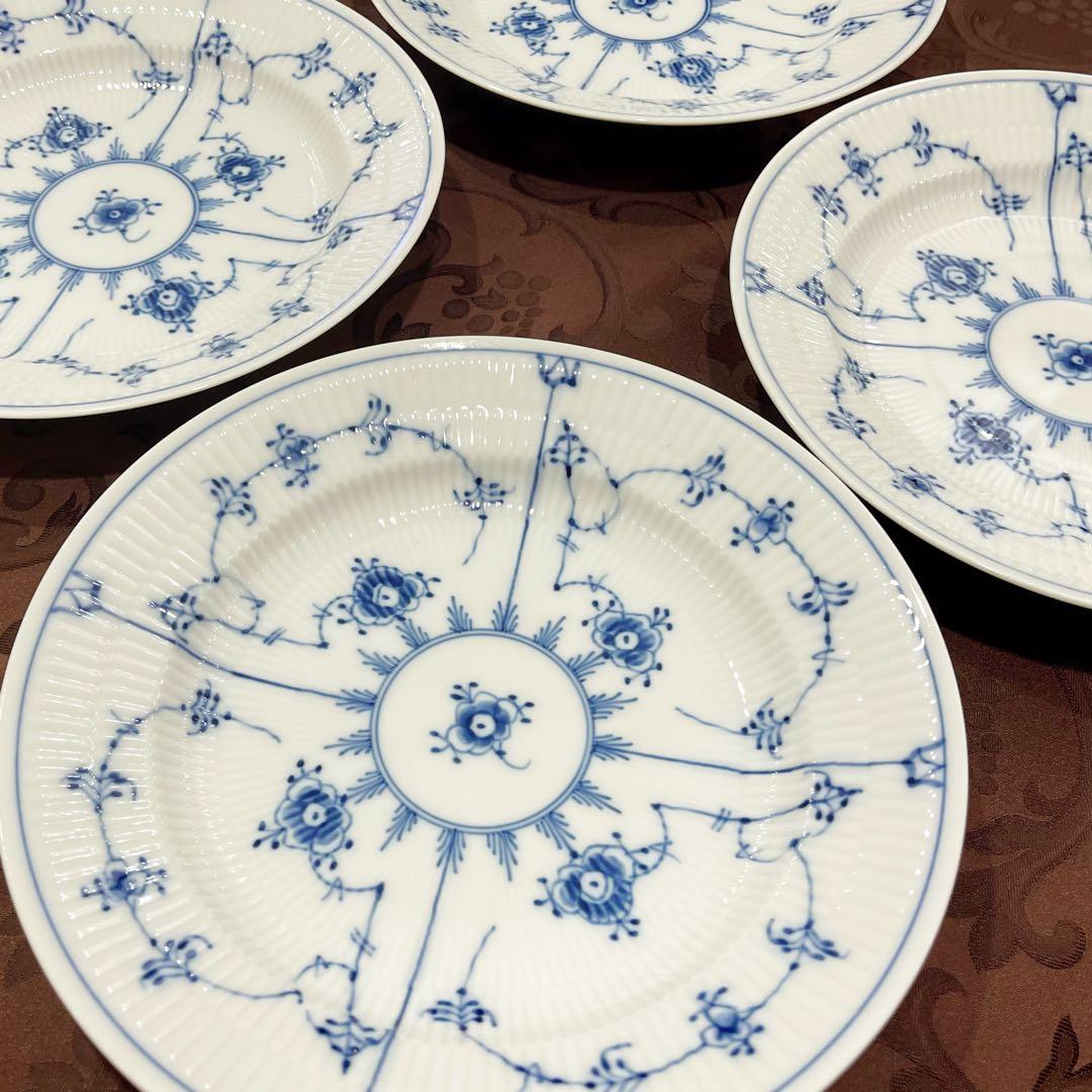 新品【4枚セット】ロイヤルコペンハーゲン ブルーフルーテッド プレイン 深皿