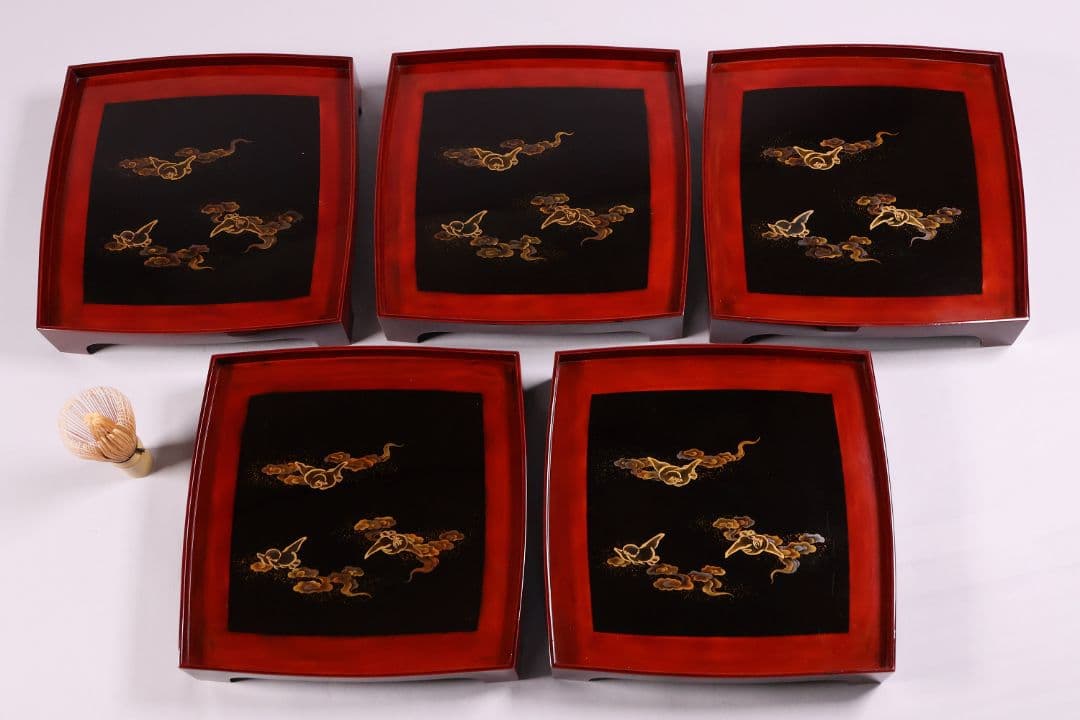 【MA700】時代木製漆器 雲雀蒔絵 吸物盆 十客 金蒔絵 黒塗溜塗 足付四方膳