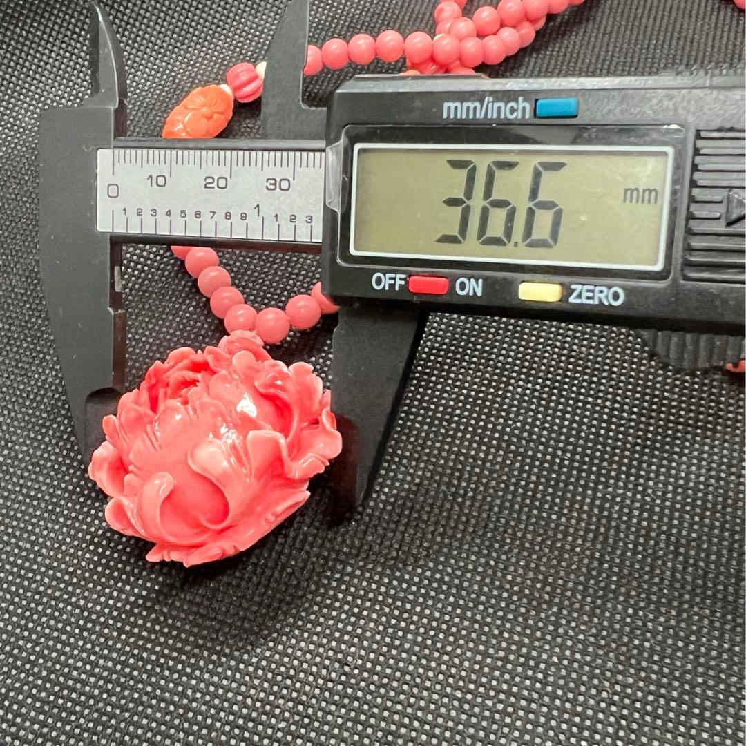 新品　天然珊瑚のバラ彫りピンクラウンドネックレス AB907