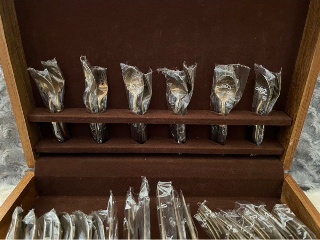 タイ　カトラリーセット　ニッケルブロンズディナーセット〈30本セット〉®︎マーク