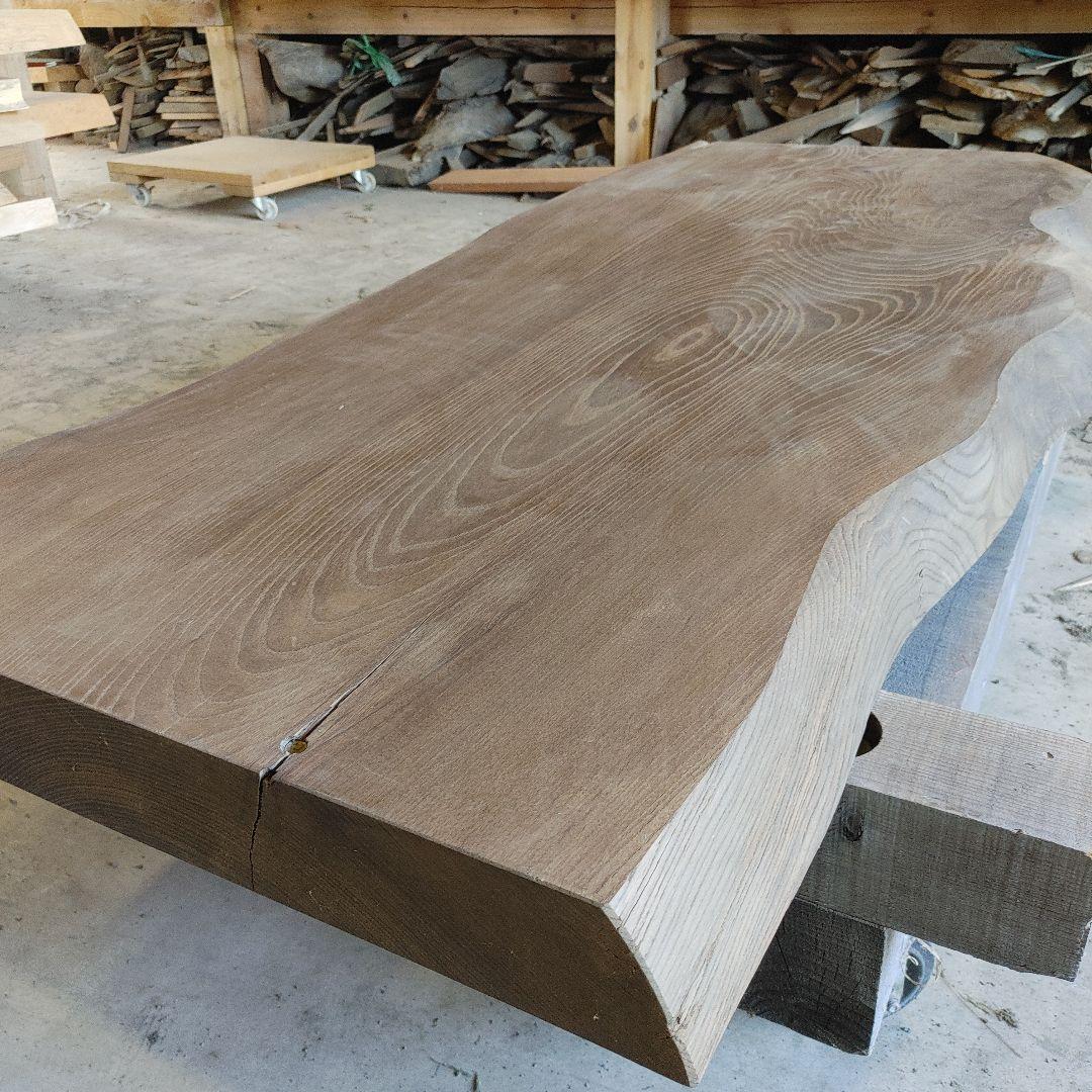 送料込み　一枚板　神代ケヤキ　銘木　無垢材　天板テーブルカウンターDIY番号40