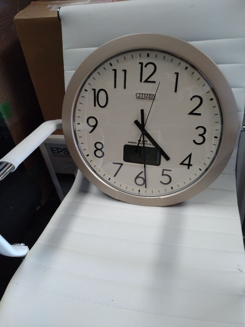 CITIZEN　壁掛け電波時計