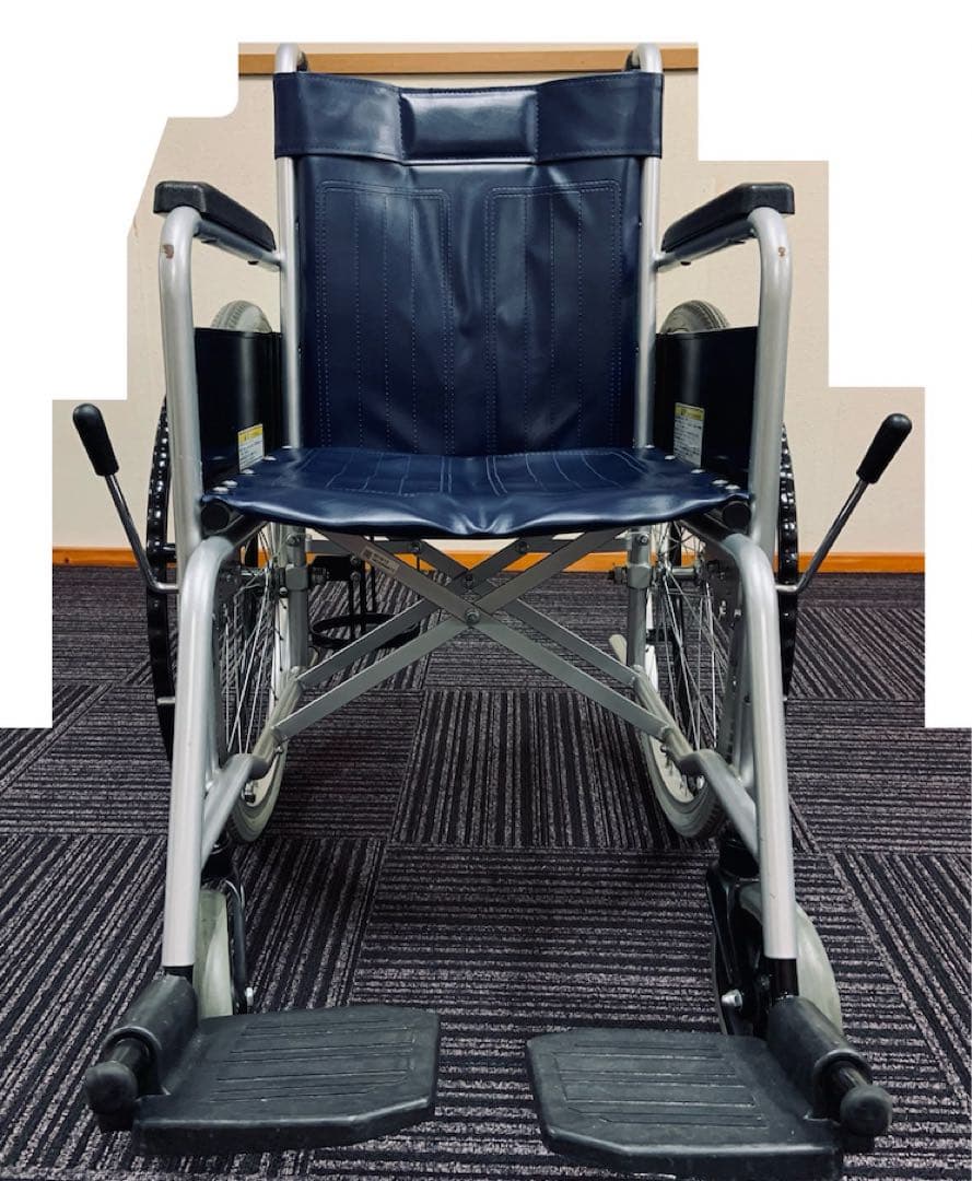 病院・施設で定番のスチール製車いす KR801Nソリッド[高床]