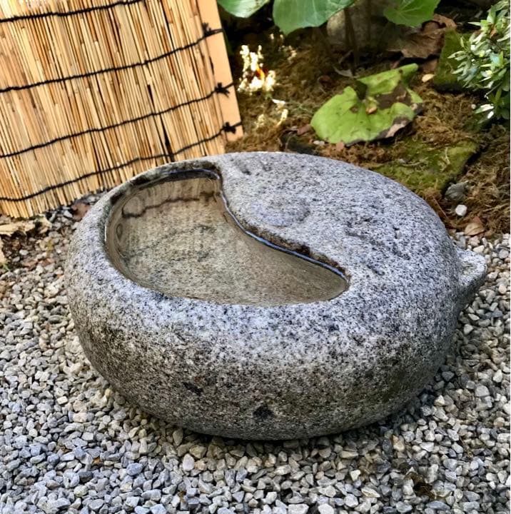 【天然御影石製猫の顔型水鉢・向鉢・蹲・オブジェ】造園水石飾り石バードバス