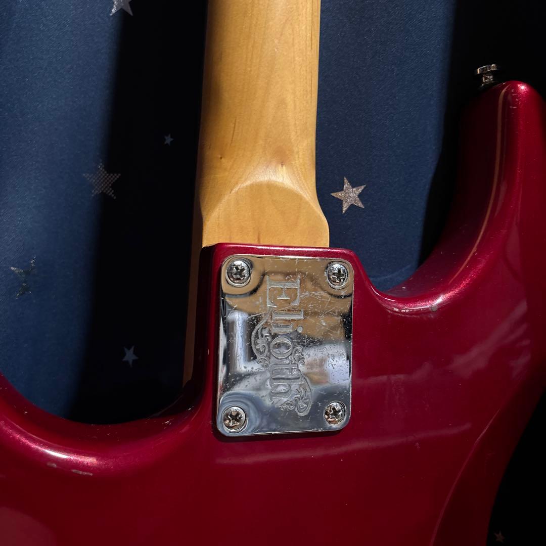 エリオス赤いエレキギター Snyder Maxピックアップ