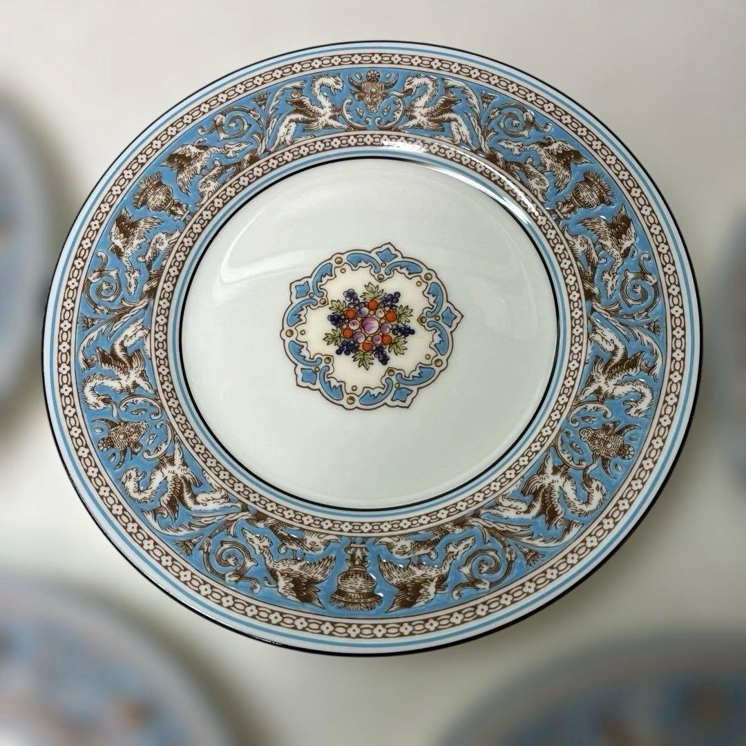 ウェッジウッド　フロレンティーン　ターコイズ　17.6cmデザートプレート　黒壺