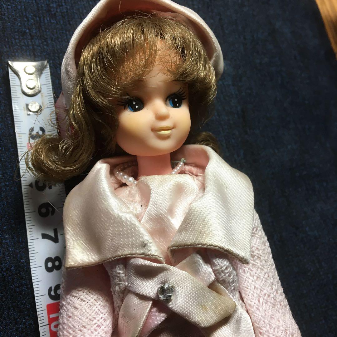 @(・●・)@リカちゃん…じゃあないよ！家の娘は、ななちゃんです。