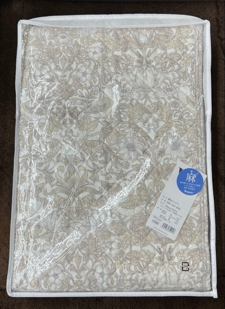 ロマンス小杉　V&A いちご泥棒　麻敷きパッド　表地麻100% 天然素材