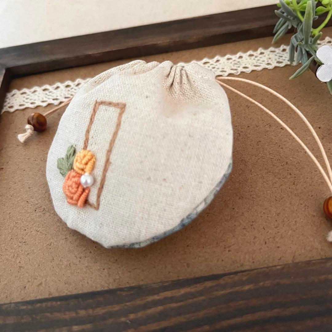 2409-10 手のひら巾着サシェ 香り袋 『I』　SOLD→ご注文承ります♡