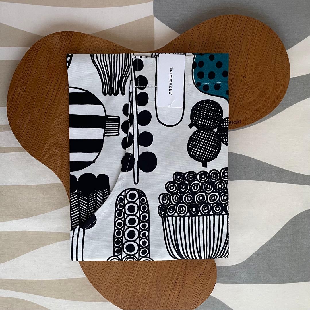 新品 marimekko プータルフリンパルハート エプロン グリーン