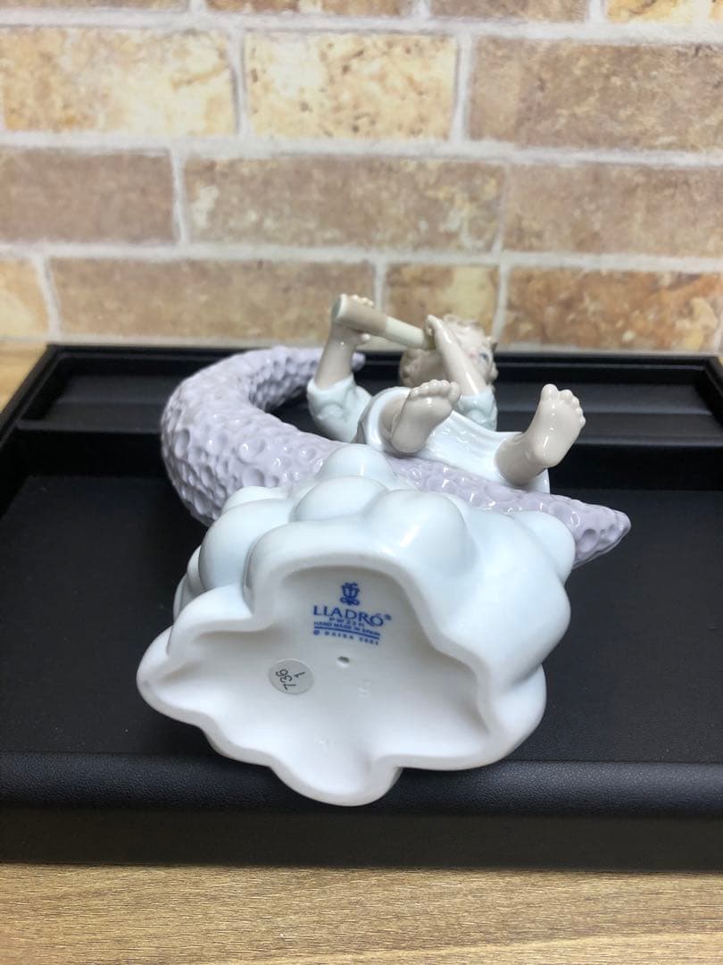 【美品】LLADRO リヤドロ 星を探検する　06839