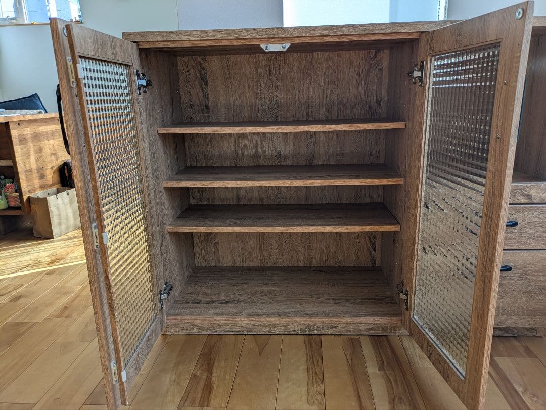 木製キャビネット ガラス扉 収納（ルオカ120KCカウンター）