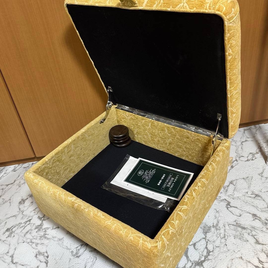 Laura Ashley ローラアシュレイ　モーティマ スツール　オットマン