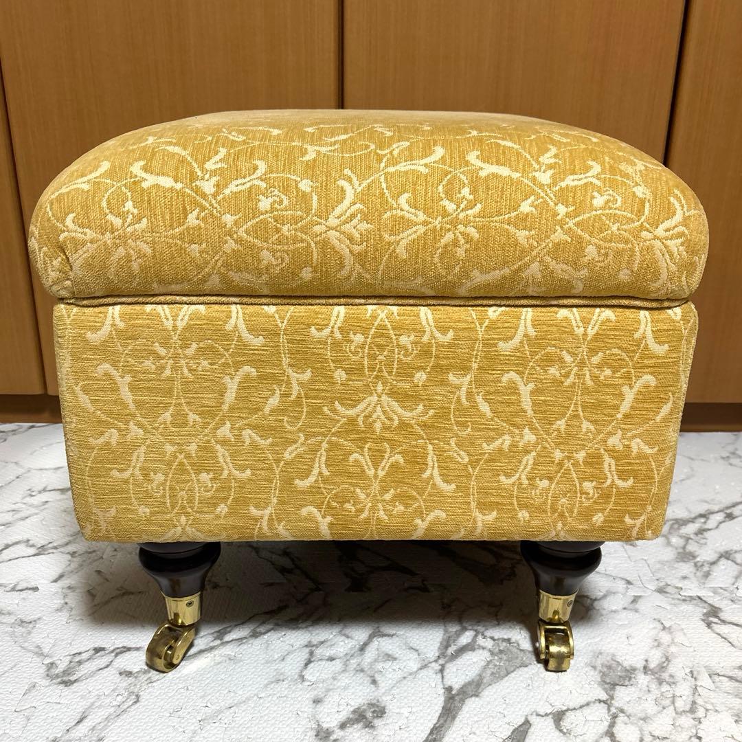 Laura Ashley ローラアシュレイ　モーティマ スツール　オットマン