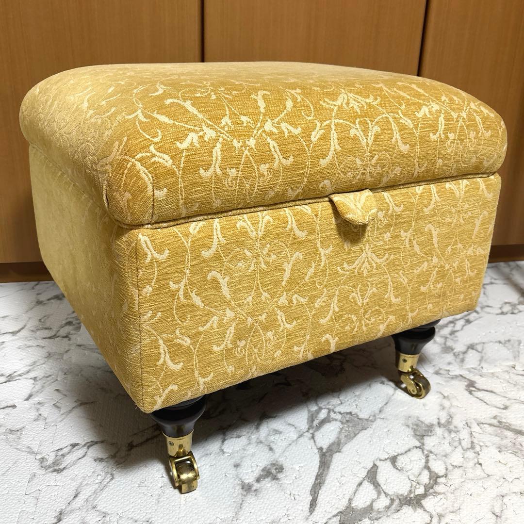 Laura Ashley ローラアシュレイ　モーティマ スツール　オットマン