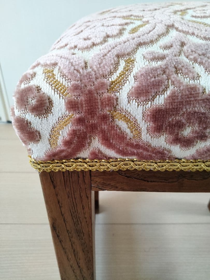 【張替未使用品】ベルギー生地金華山小さなの木製スツール