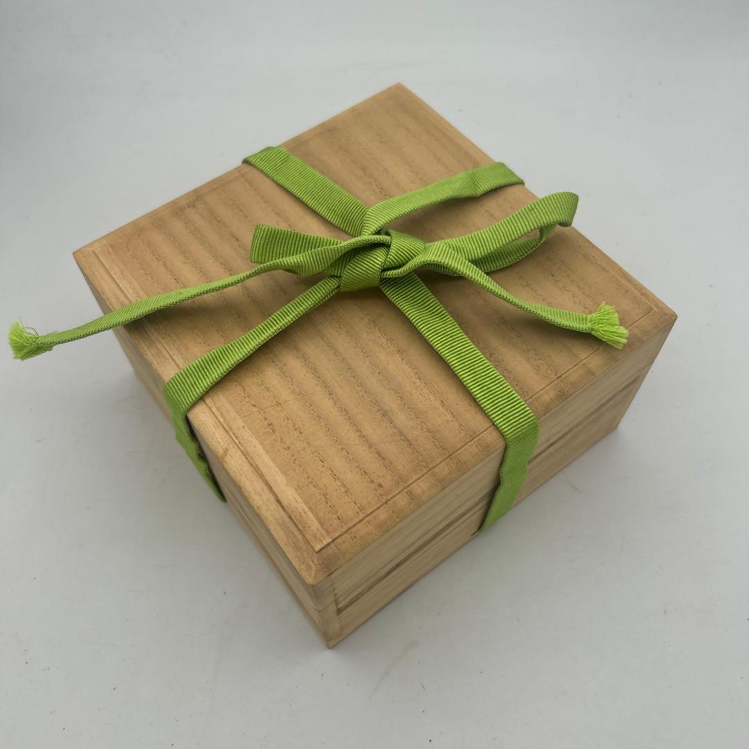 純銀製 記念小皿 木箱入り 未使用品