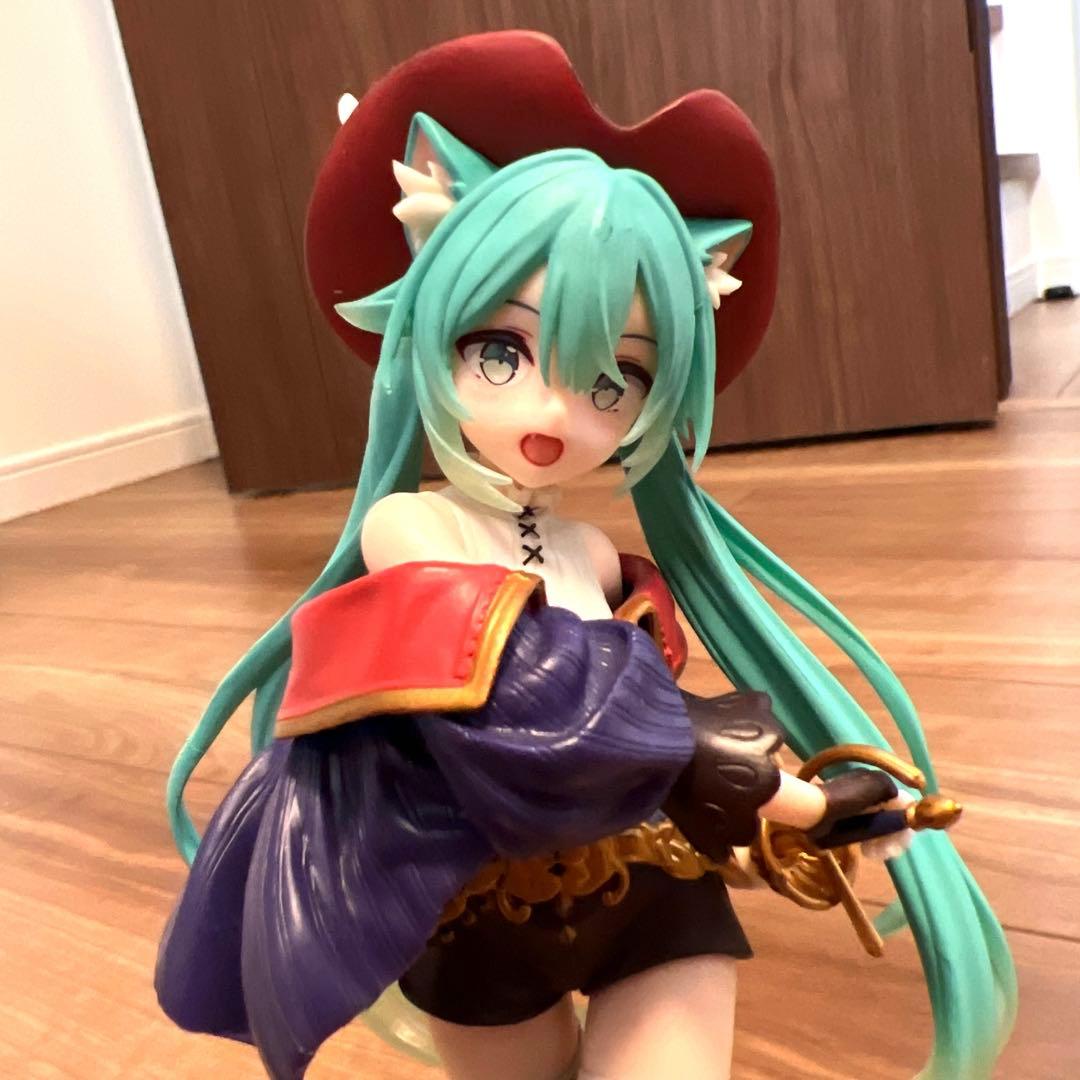箱無】初音ミク Wonderland 長靴を履いた猫 フィギュア - メルカリ