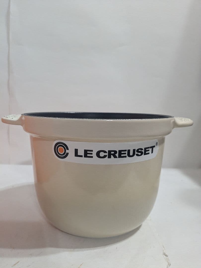未使用　ルクルーゼ ココット エブリィ 18 ホーロー鍋 2Lデューン　インナー