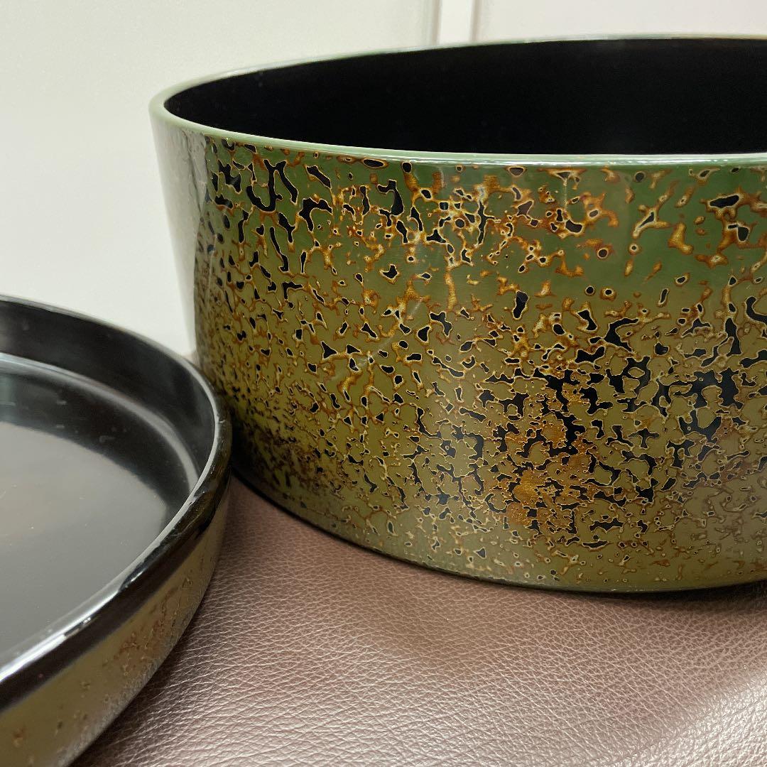 茶びつ　※値段交渉可　多分漆です