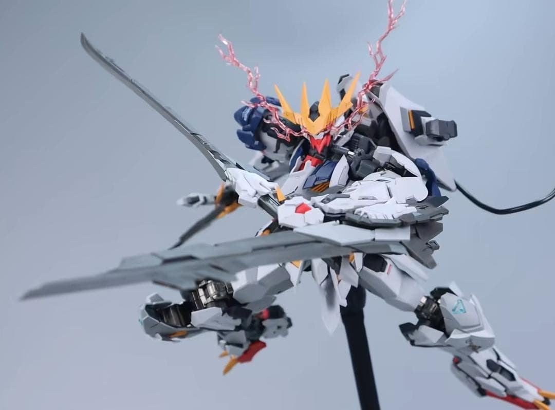MG級 1/100 狼王 ダイキャスト付き プラモデル - メルカリ