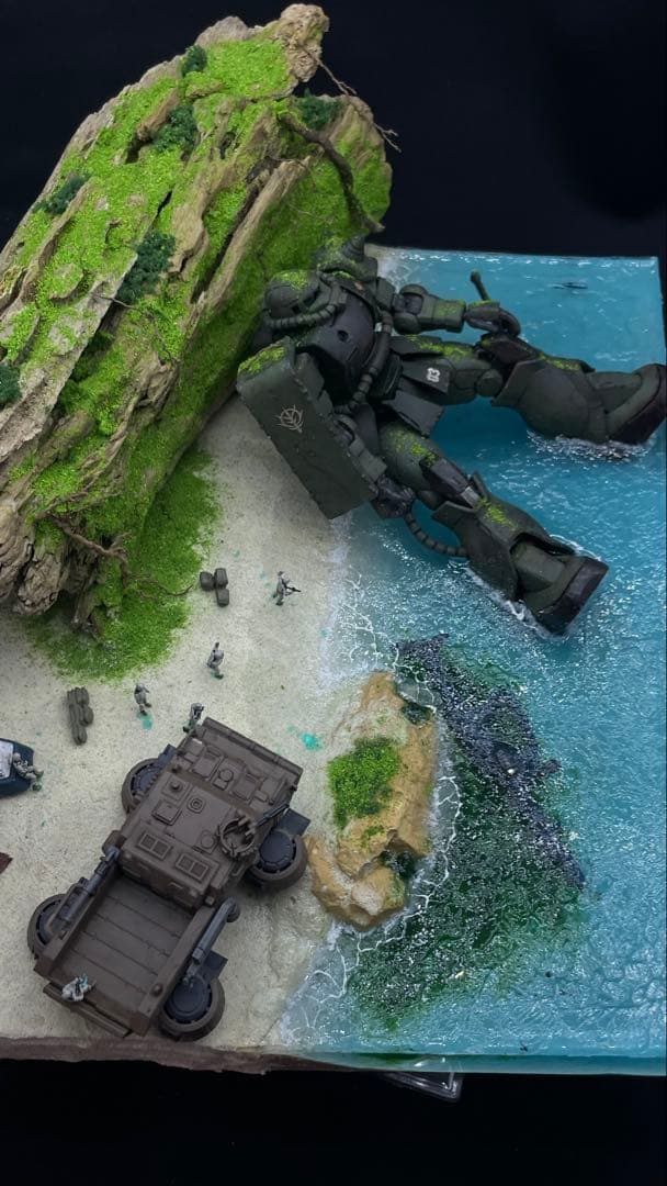 zero様 孤島で眠る 朽ちたザク レジン ジオラマ 1/144 残金分 - メルカリ