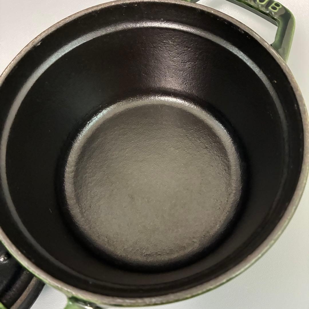 ストウブSTAUB ピコココットオリーブ14cm レア