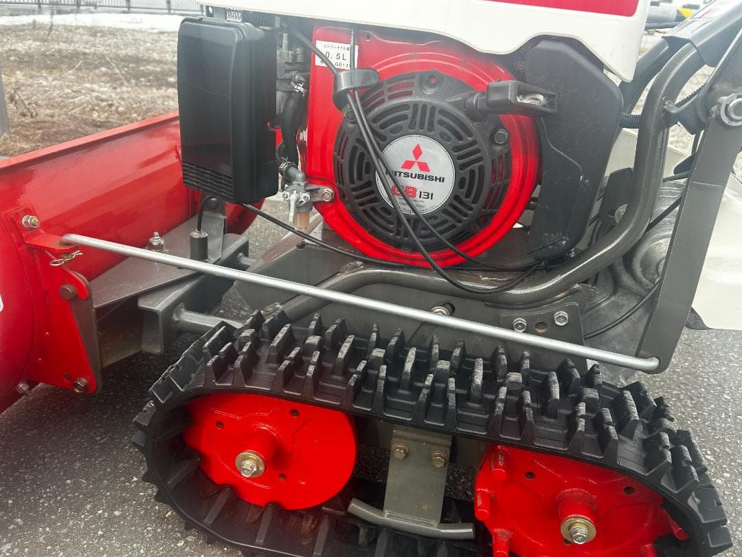 除雪機 SGW802S イセキ 除雪機 ガソリン ドーザー 3冬利用 28万 - メルカリ