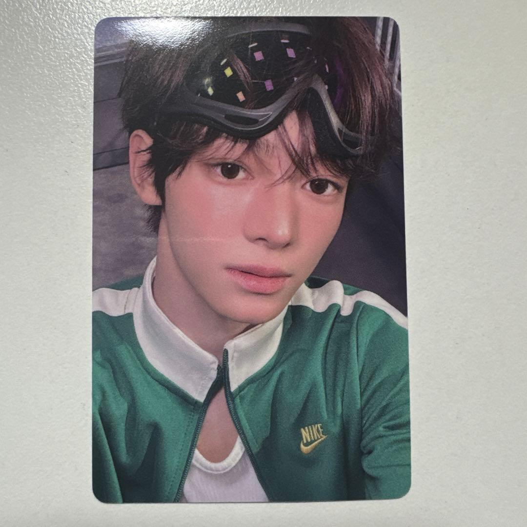 TWS play hard 一直娱 yzy 7.0 ハンジン トレカ - メルカリ