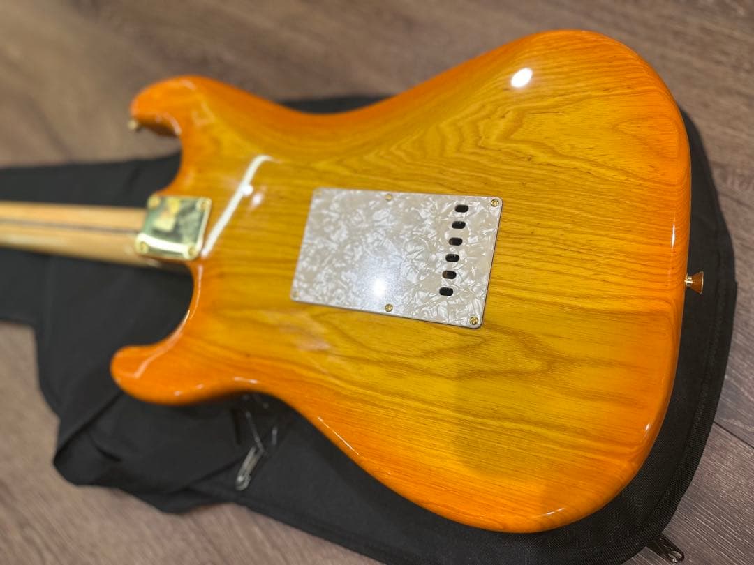 Fender FSR Honey Burst ストラト 極美品 - メルカリ