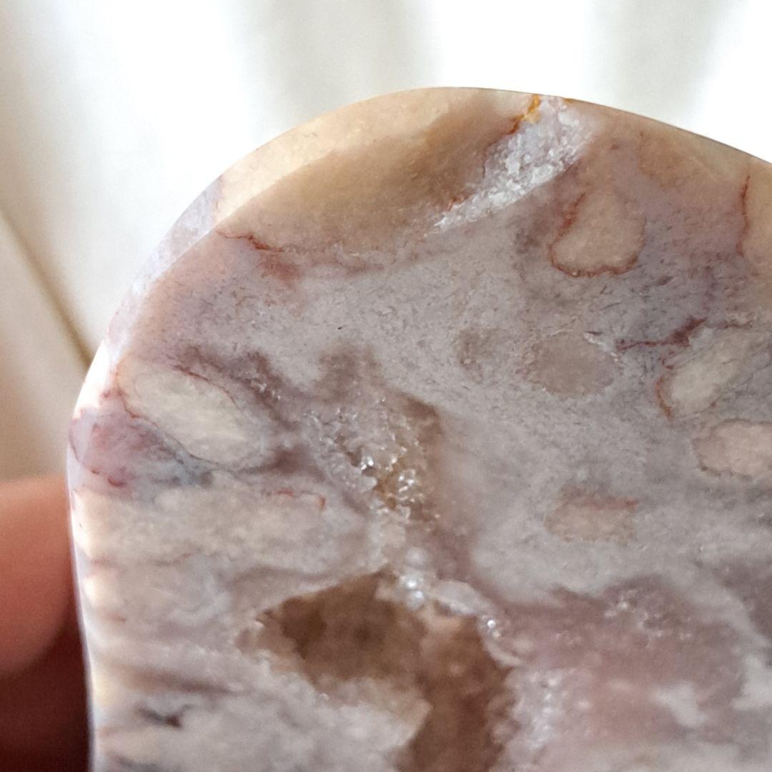 ピンクアメジスト　　パワーストーン　置物　台座付き