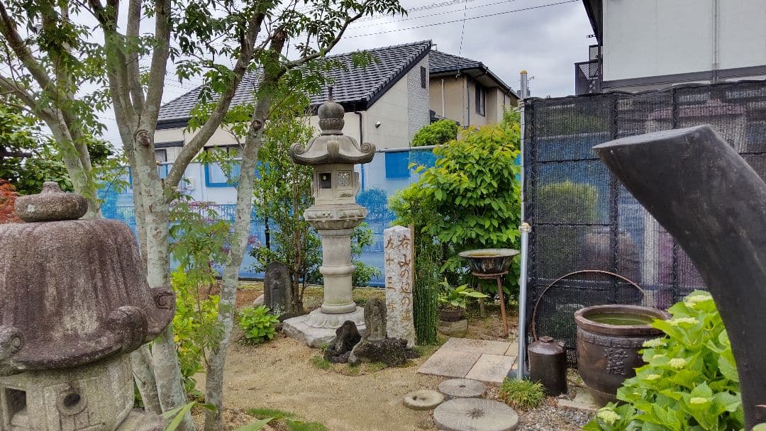 灯籠     利休(品名)