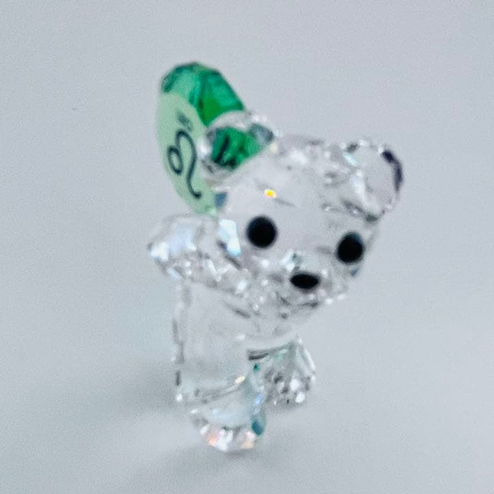 値引中⭐️煌めくクリスマスギフト　獅子座Leo 新品 スワロフスキー　クリスベア