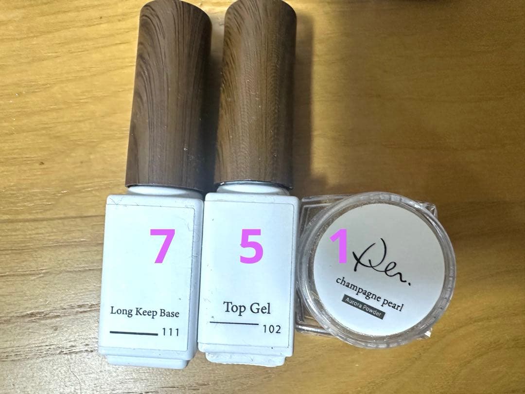 deumoon ネイルカラーセット　新品トップ、ベース入