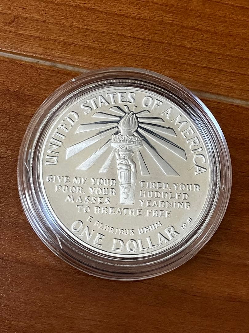 1986　リバティー　1ドル　銀貨　自由の女神デザイン