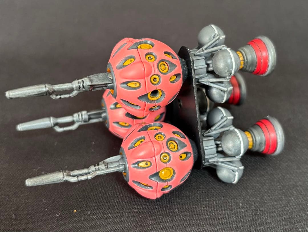 HG赤いガンダム完成品（ビット6個付き・部分塗装・つや消しトップ