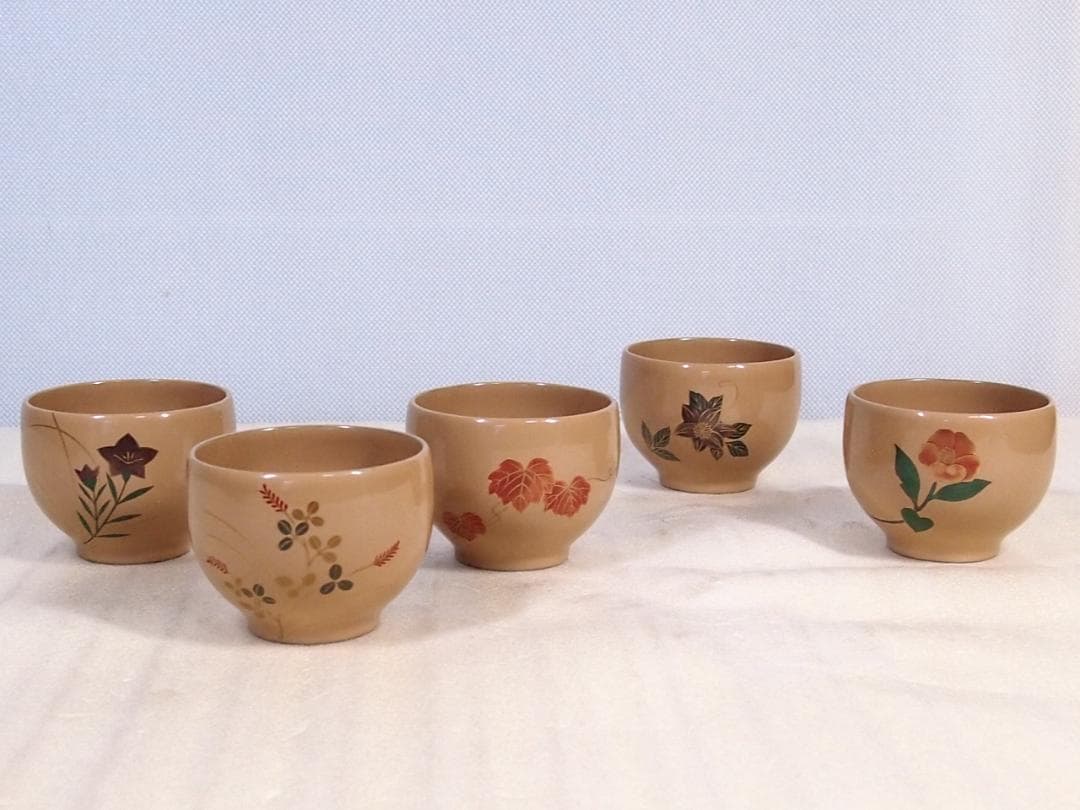 未使用】輪島塗 塩安製 白漆 絵変わり蒔絵 湯吞 5客 湯吞茶碗 茶器