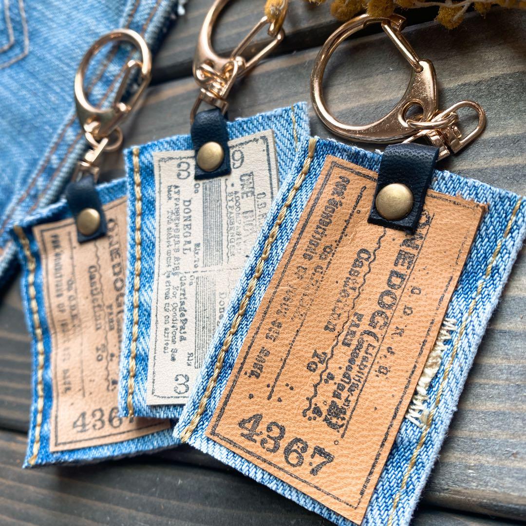 革タグ リメイクデニム チャーム キーホルダー パーツ ビンテージ