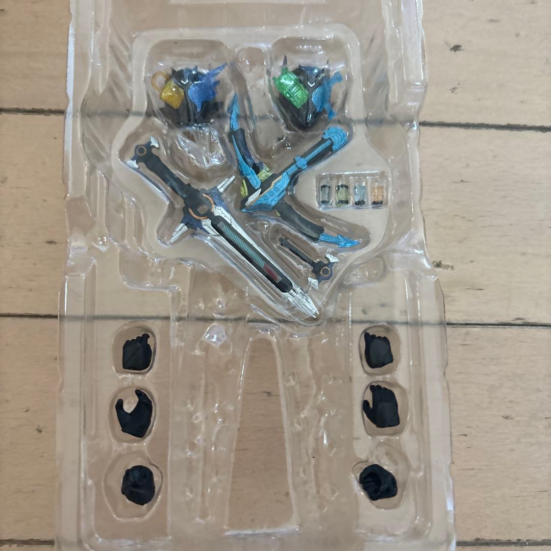 S H.Fig uarts メタルビルド フィギュア 中古