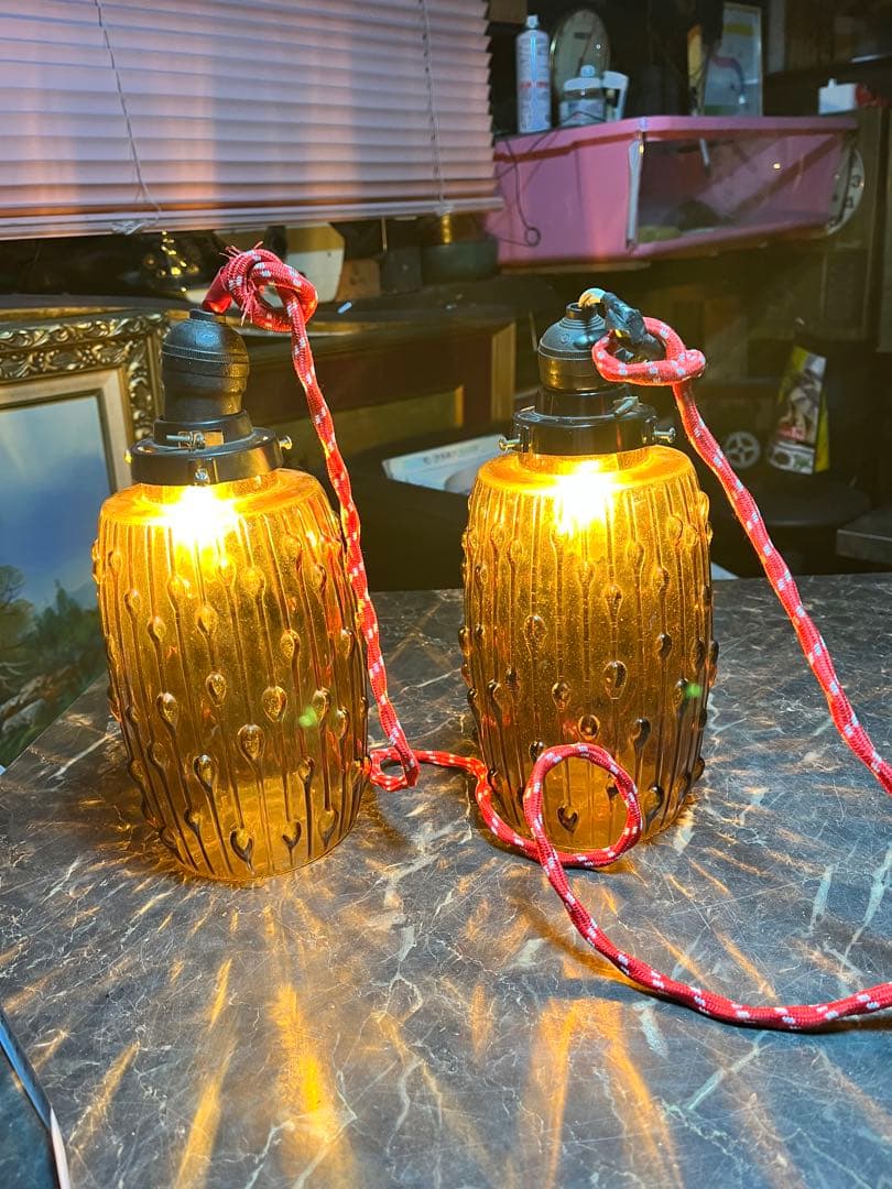 アメリカンヴィンテージライト アンバーガラス製ペンダントランプ レトロペンダント