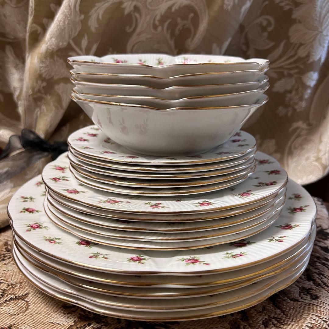 英国製  Rosalie 可憐な花びら ディナー皿5枚